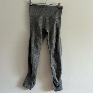 Old Navy Women’s Gray Active Yoga Legging Sz S Talle